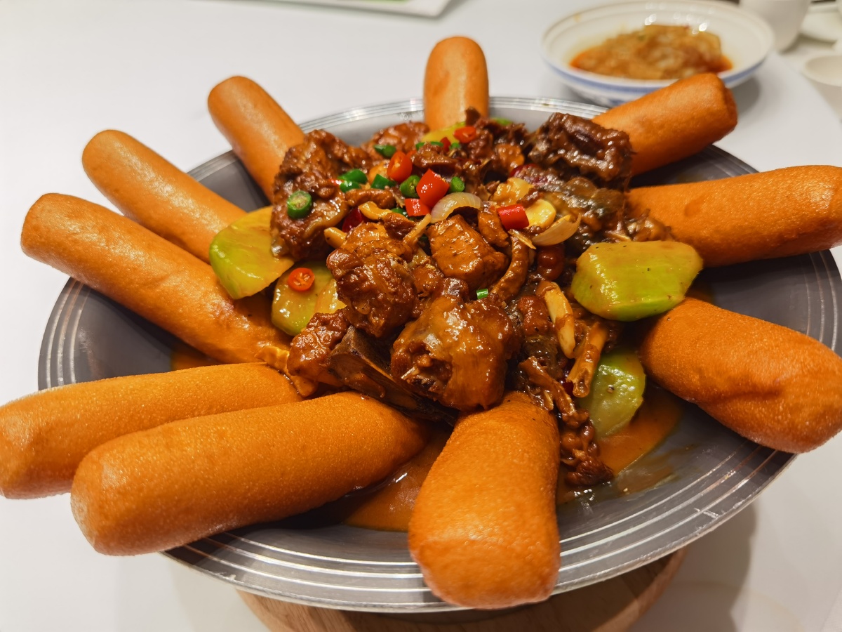 杠子馍小公鸡蒜蓉凤尾虾