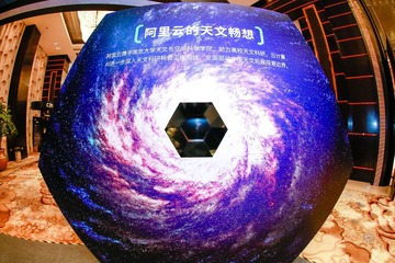 94304