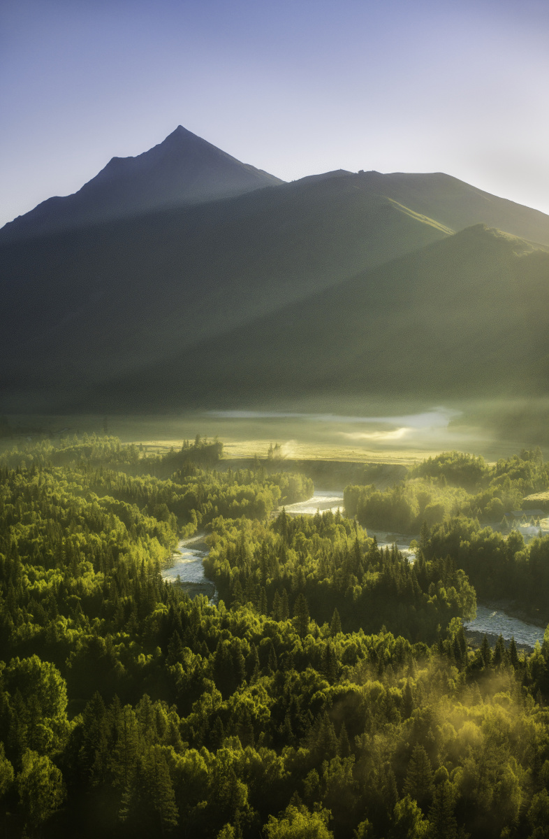 日出禾木蒙古村