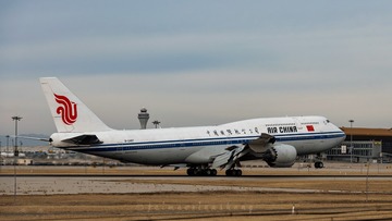 644701