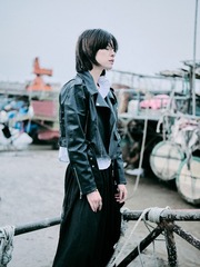 001