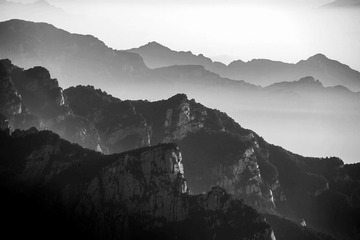 [层峦叠嶂](组7)杜江云13603276047  河北省任丘市花园里小区平房二条