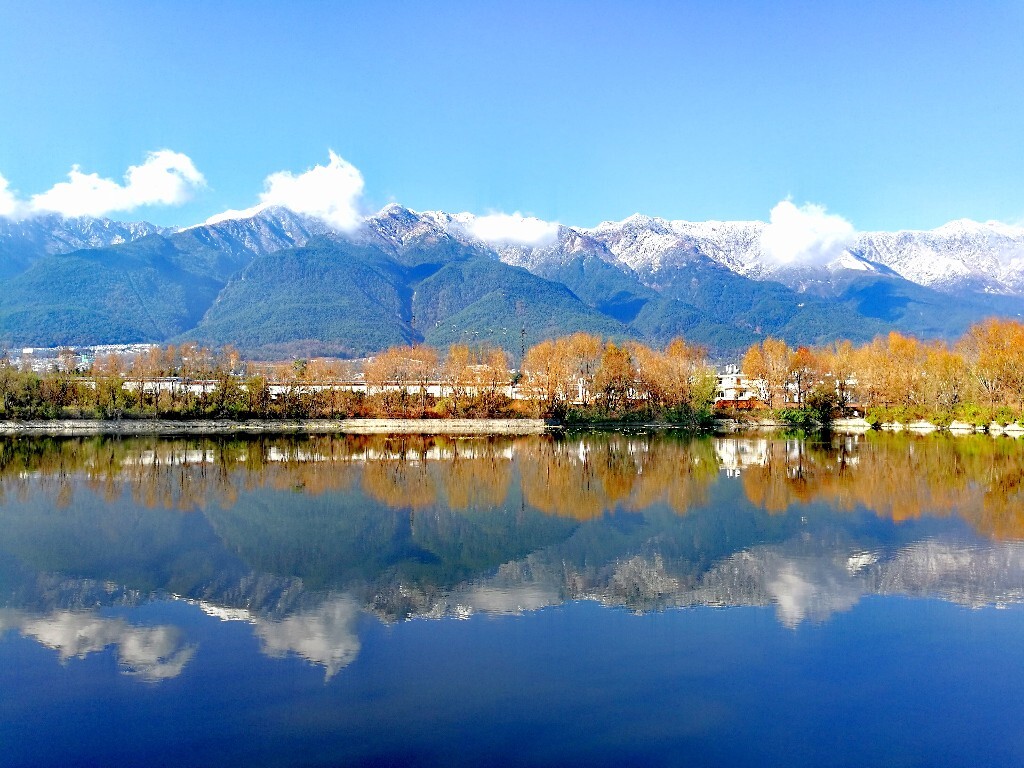 苍山雪