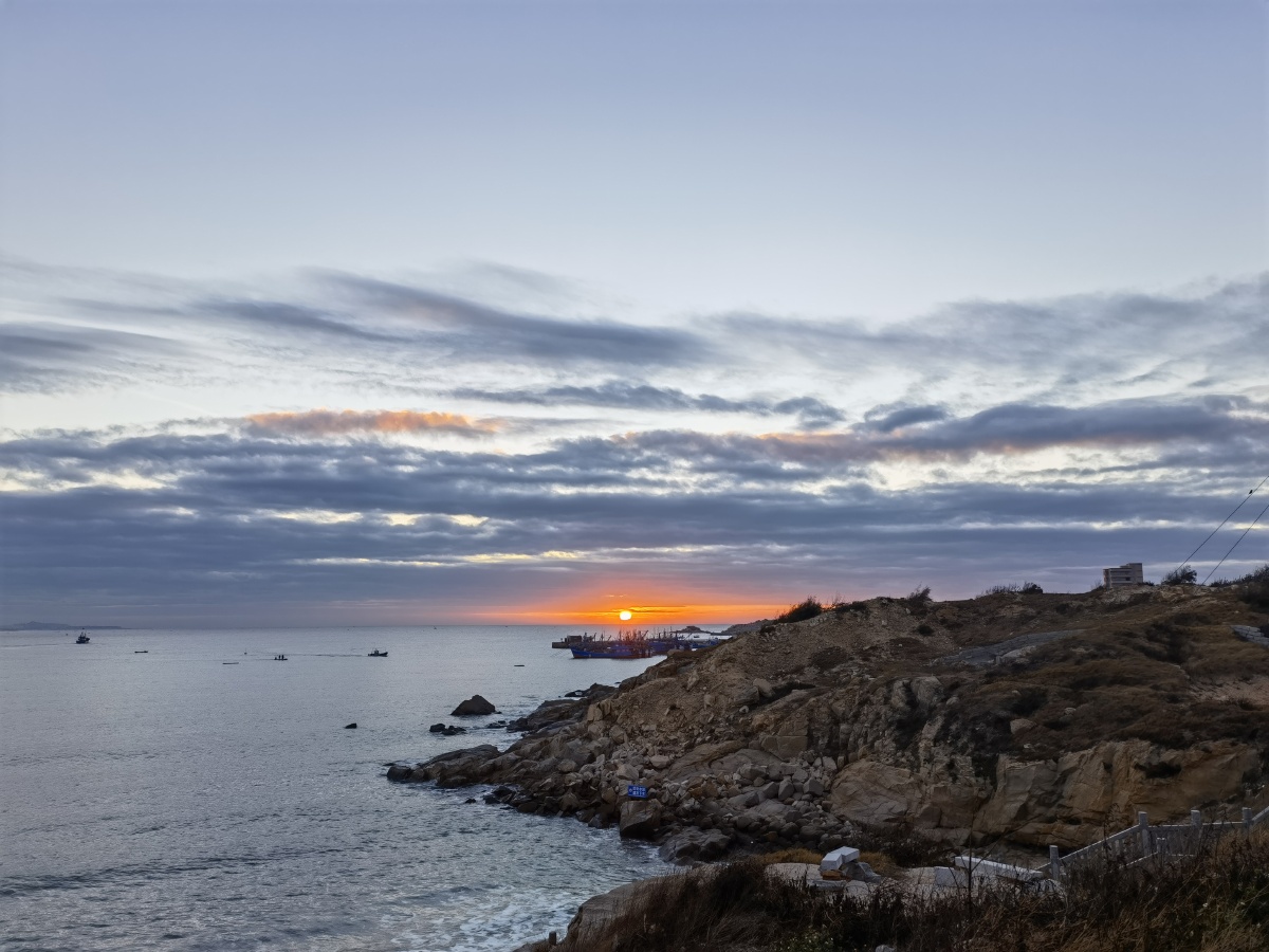 惠安县张坂镇浮山村与台湾海峡仅一水之隔