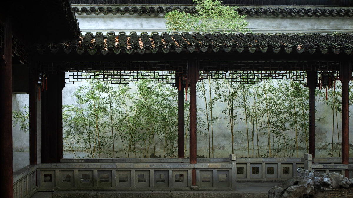 竹径通幽处禅房花木深