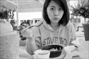 雅婷吃午饭
