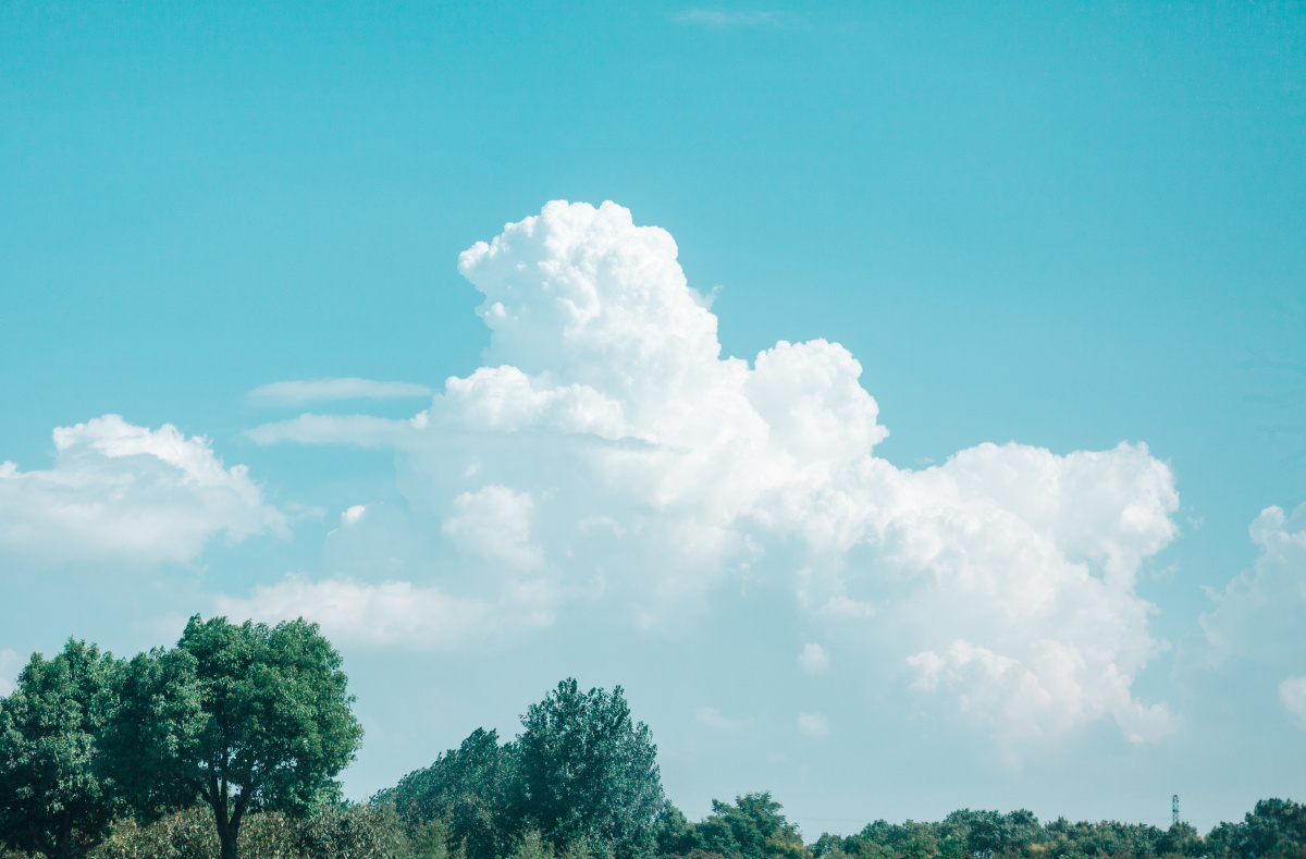 夏天下午三点的天空