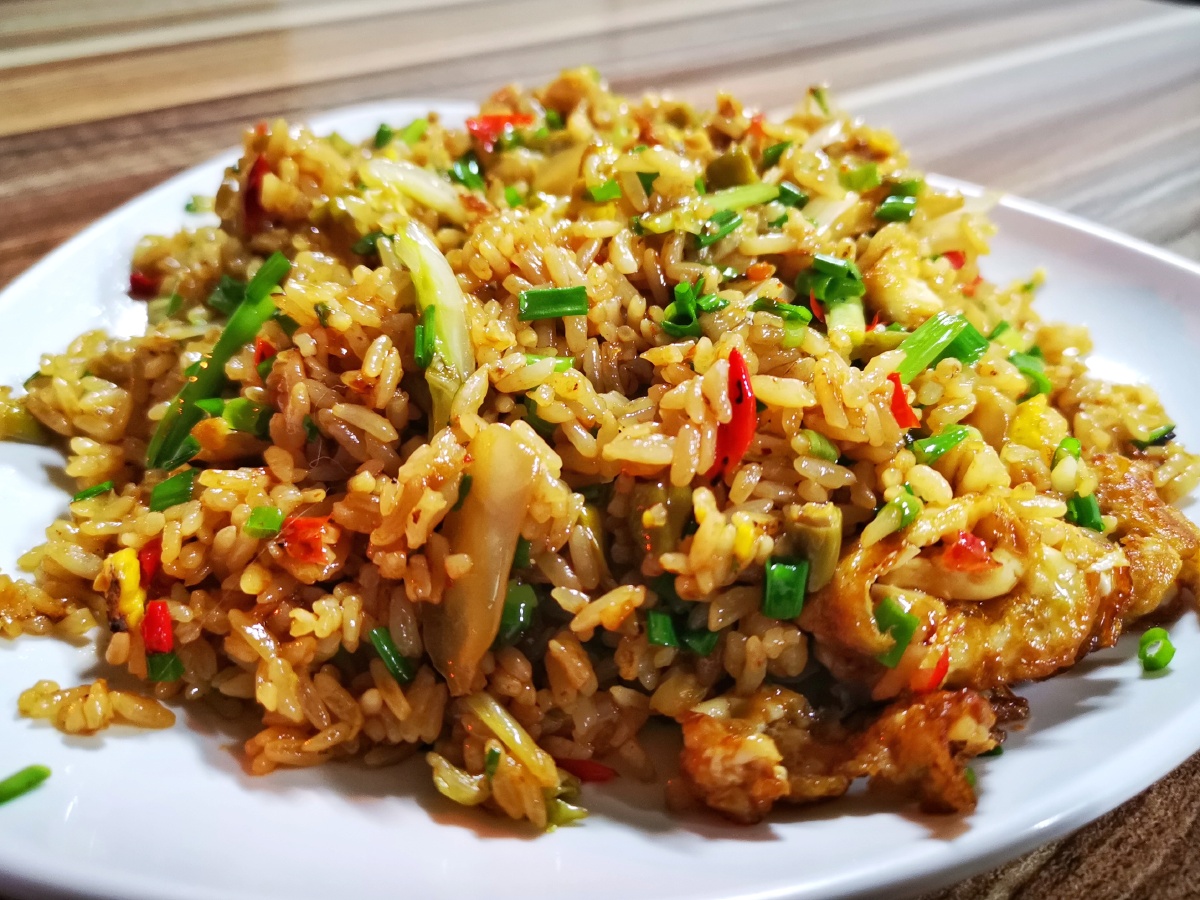 酸辣蛋炒饭