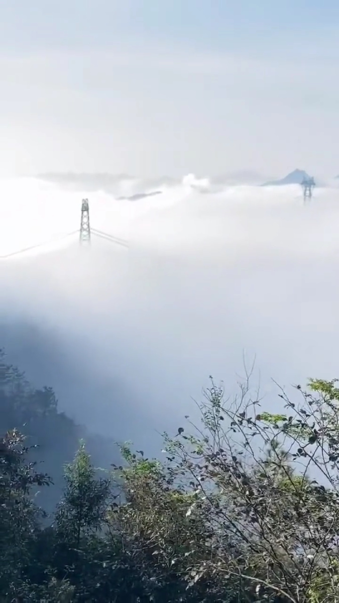 此景如天上人间