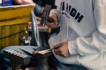 001