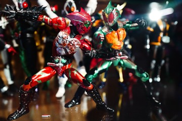 001