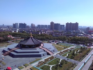 1806132