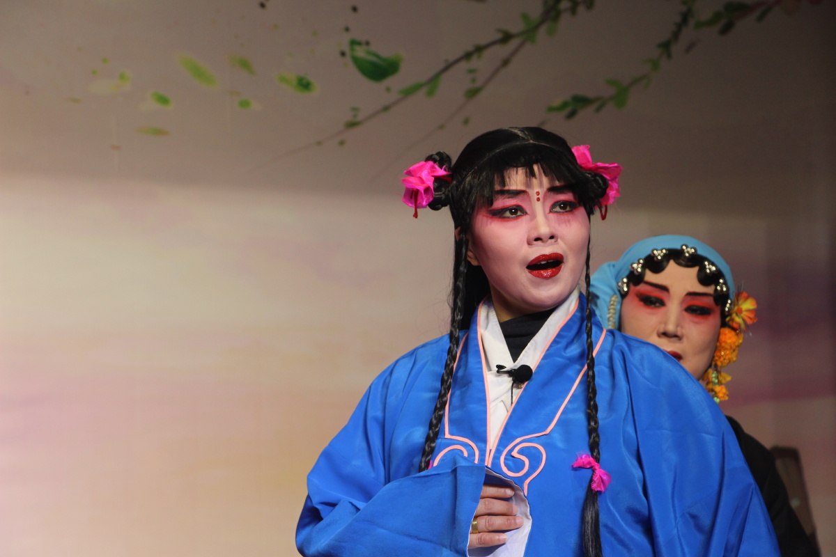 荞麦馍赶寿剧照