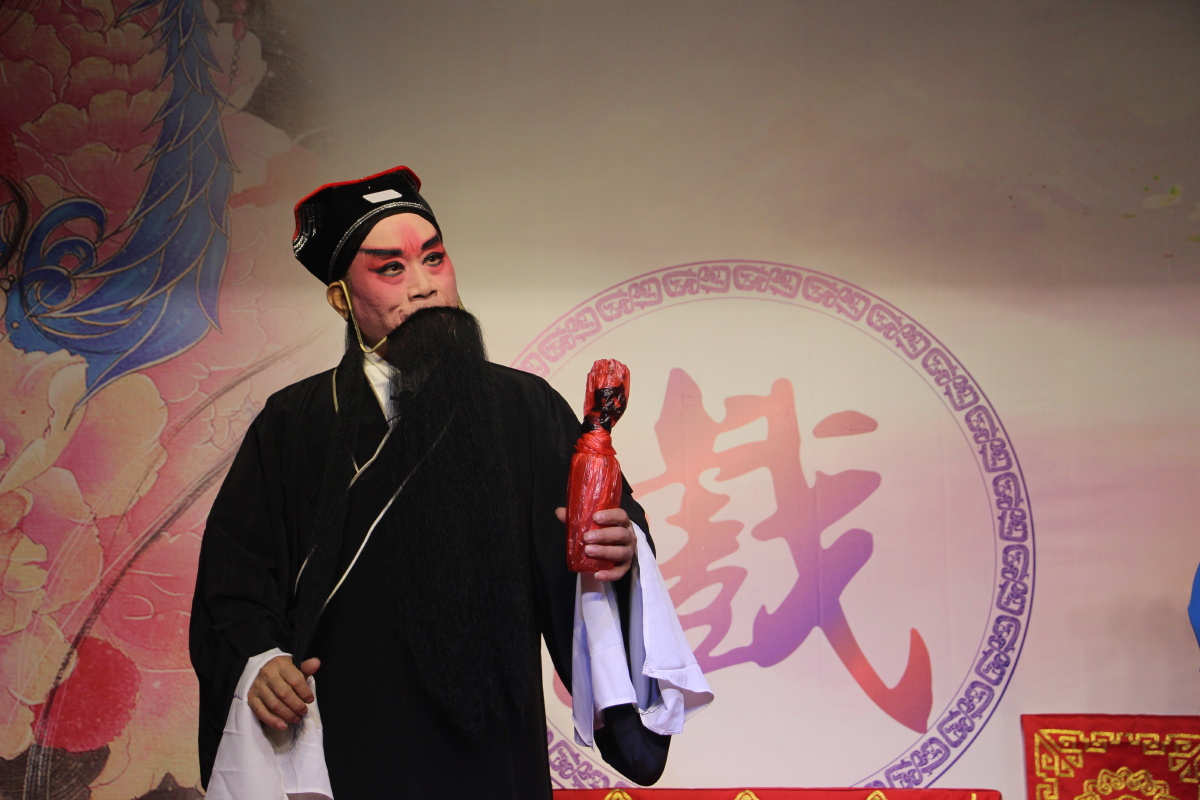 荞麦馍赶寿剧照