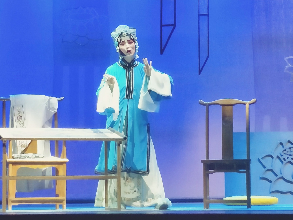 楚剧绣花女剧照