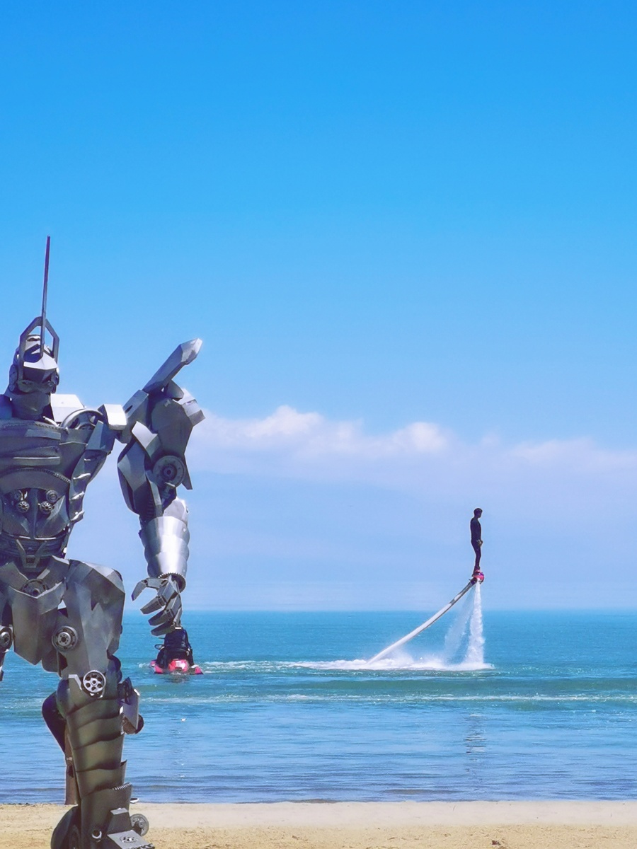 想不到吧这里是新疆之海位于库尔勒的孔雀海滩