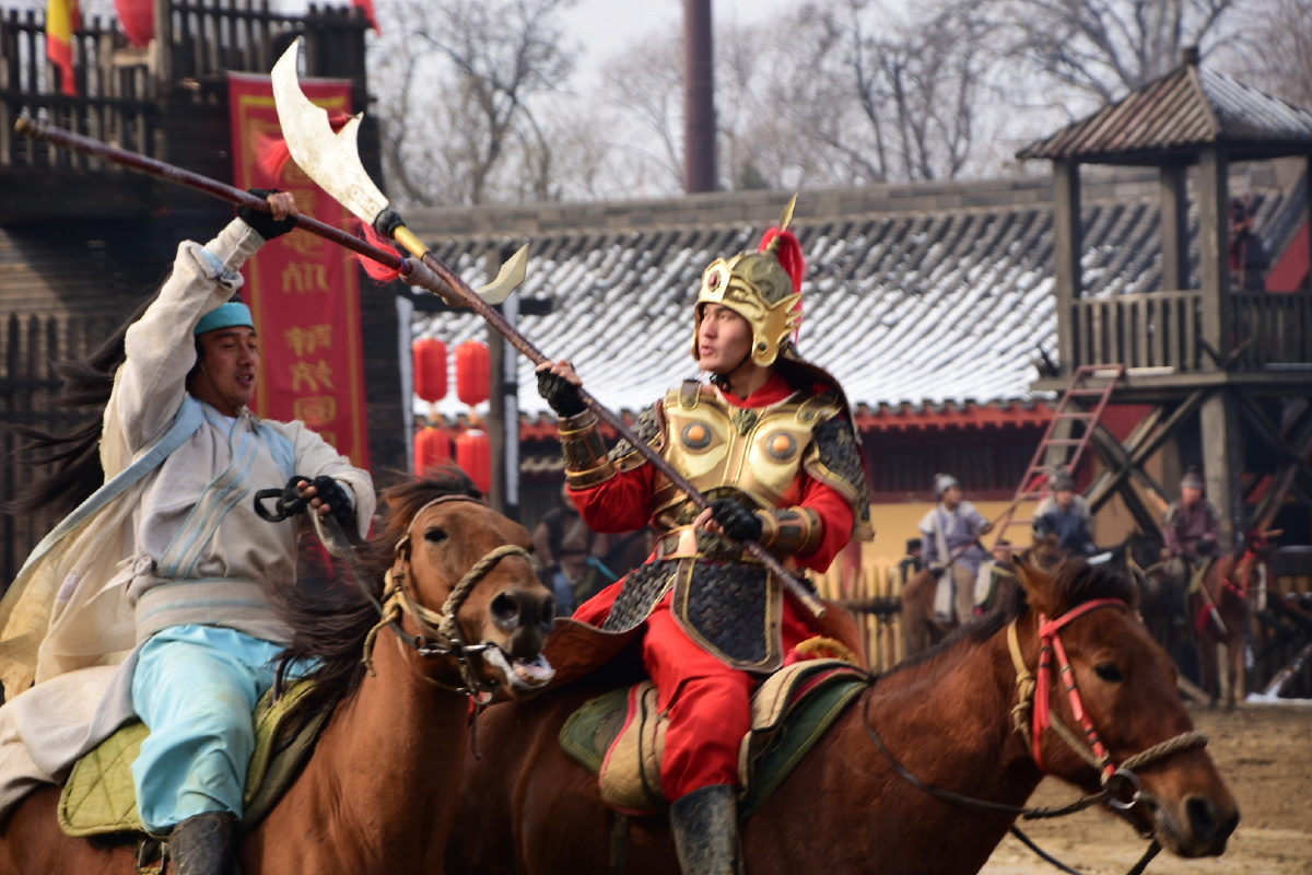 开封清明上河园表演岳飞枪挑小梁王每天两场去开封旅游一定要去清明上