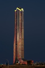 235054