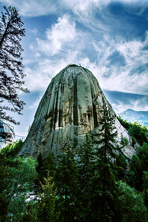 可可托海钟鼎石