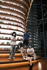 0C99E1E3-5626-4B62-BDED-0A769BD341DC/L0/001