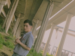 001