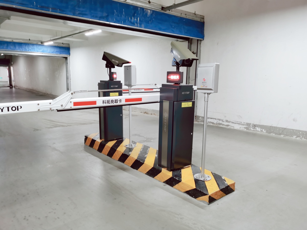 车库出入口匝机