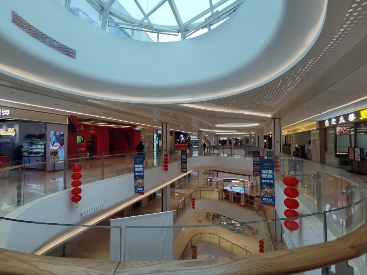 杭州宝龙城商场