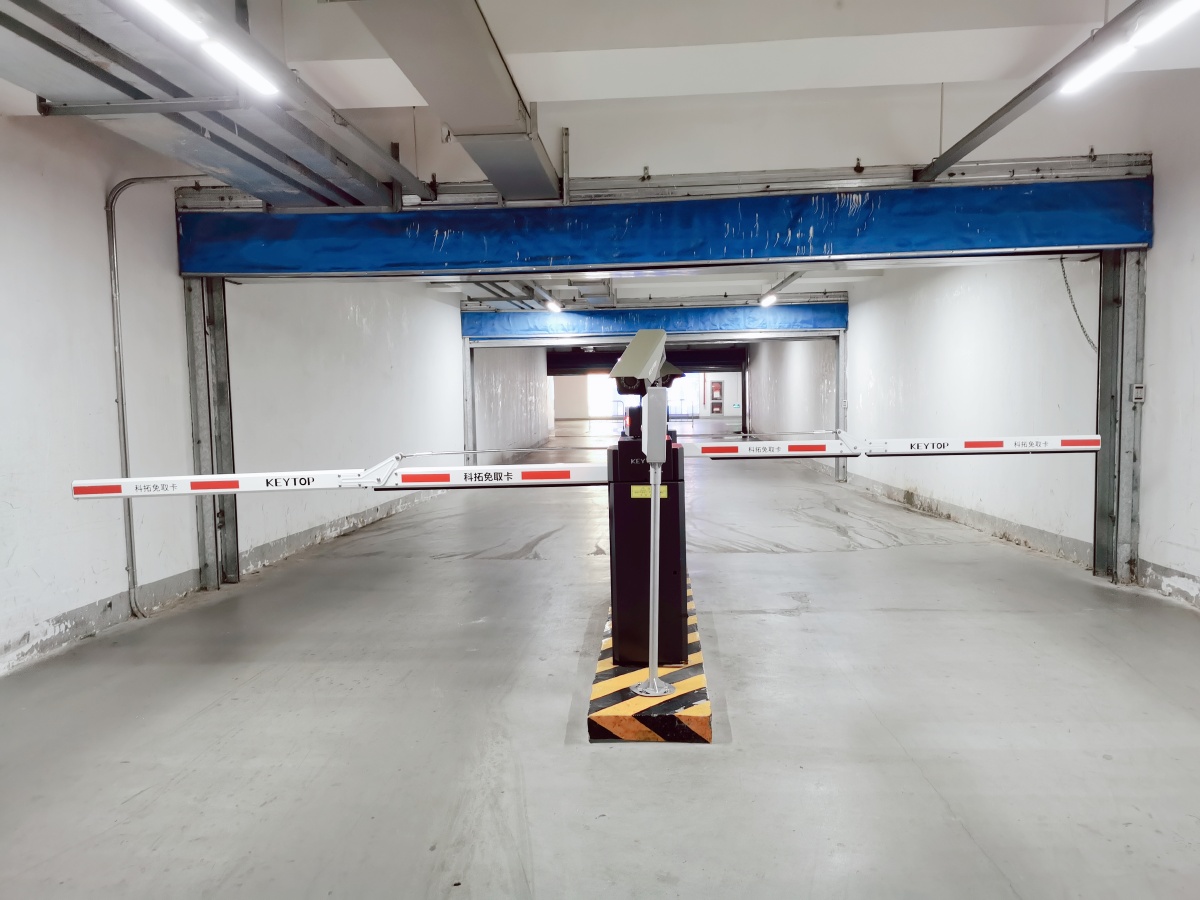 车库出入口匝机