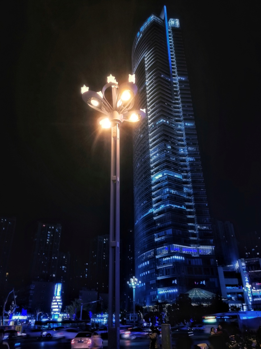 昆明同德广场写字楼夜景