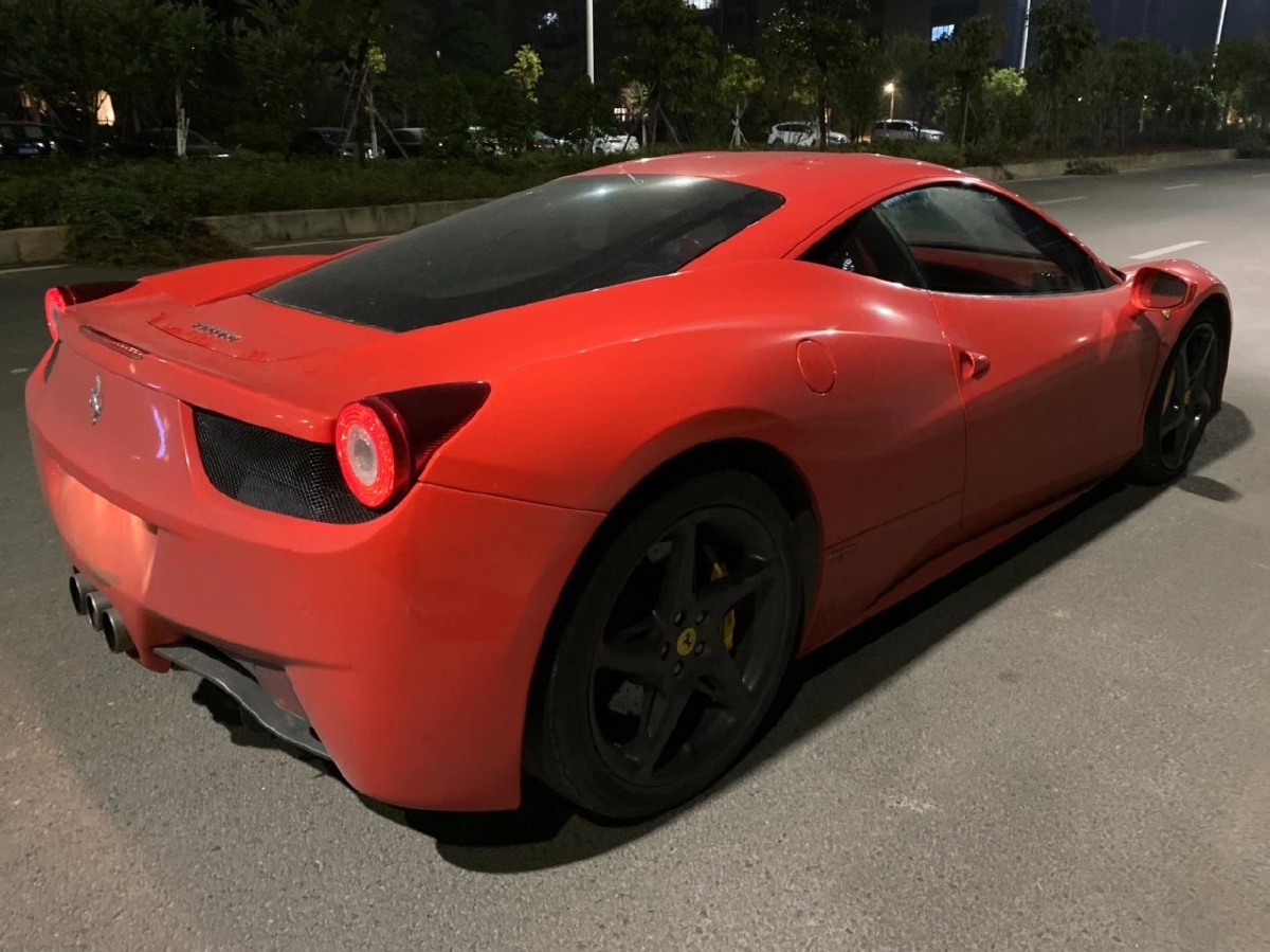 法拉利458