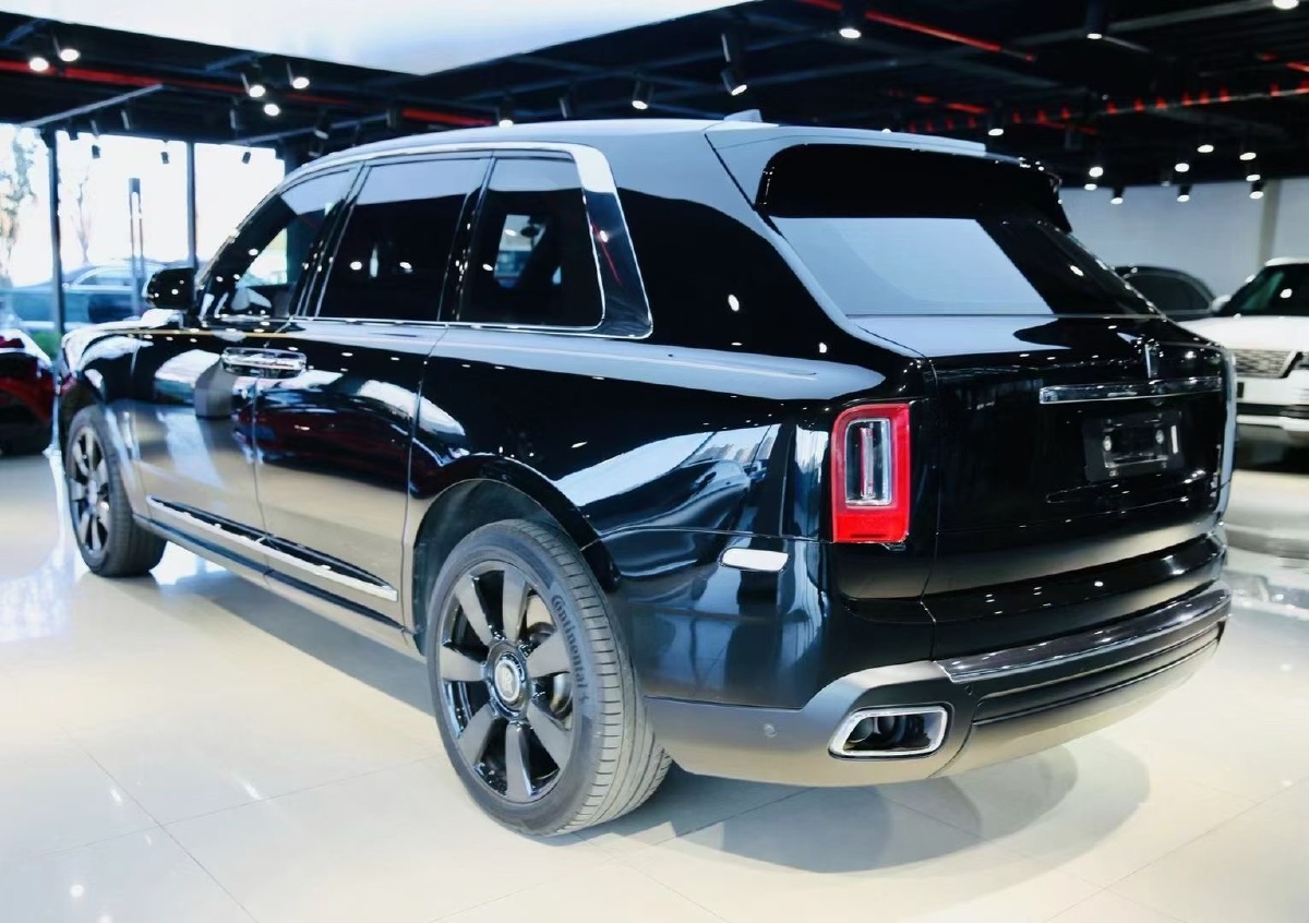 宾利飞驰vs劳斯莱斯库里南