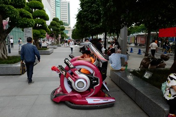 L1000417
