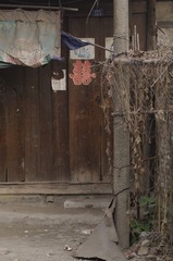 沧桑的新房