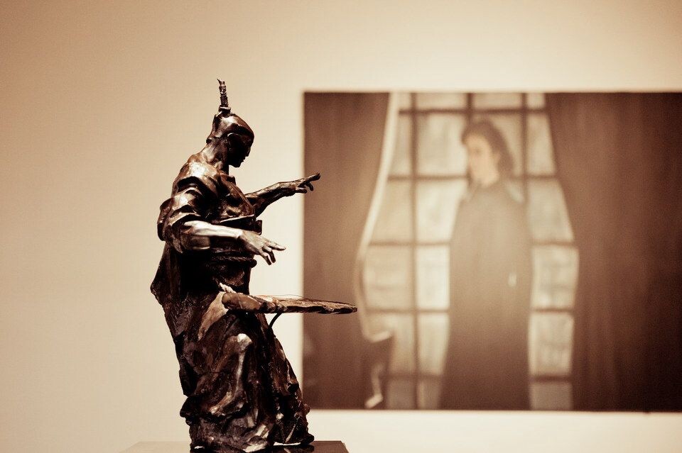 爱江山， 更爱美人<br />
