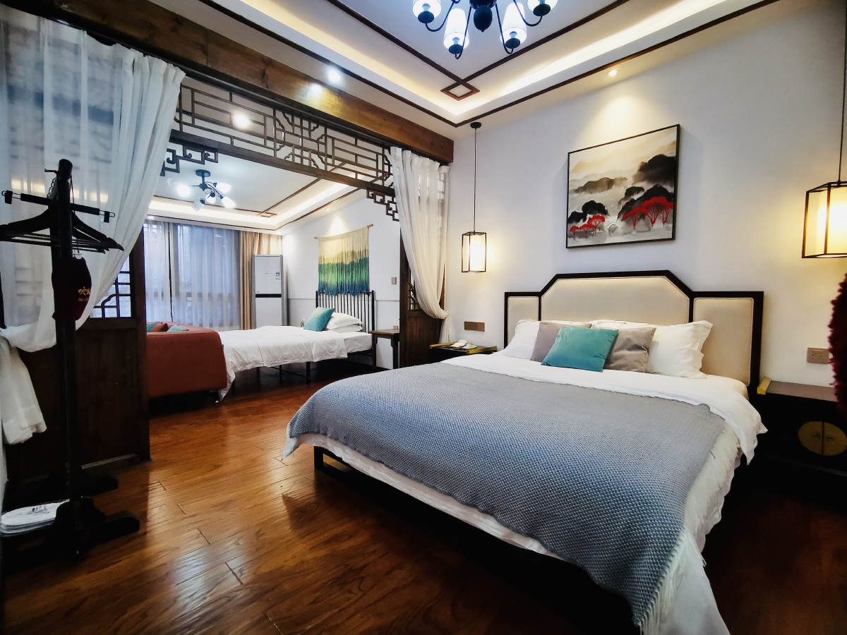 来凤凰古城一定要住这家民宿