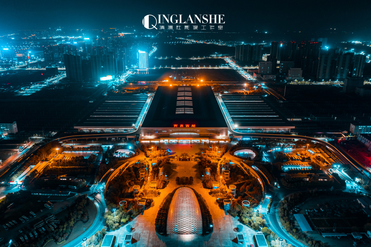 南昌航拍夜景图