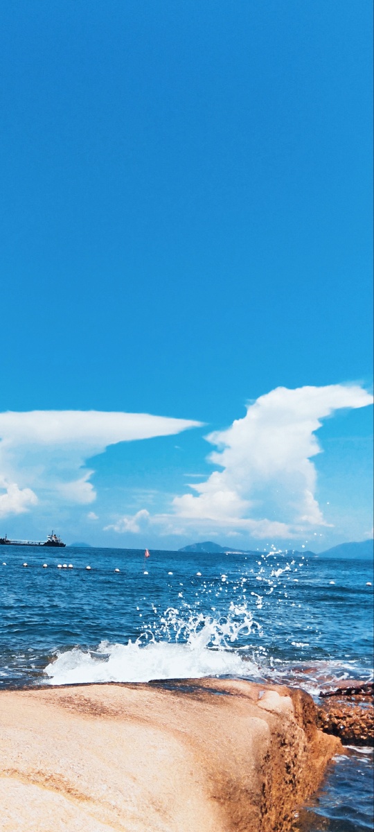 海是倒过来的天,天空是漂浮的海. - 孟婆396 - 图虫