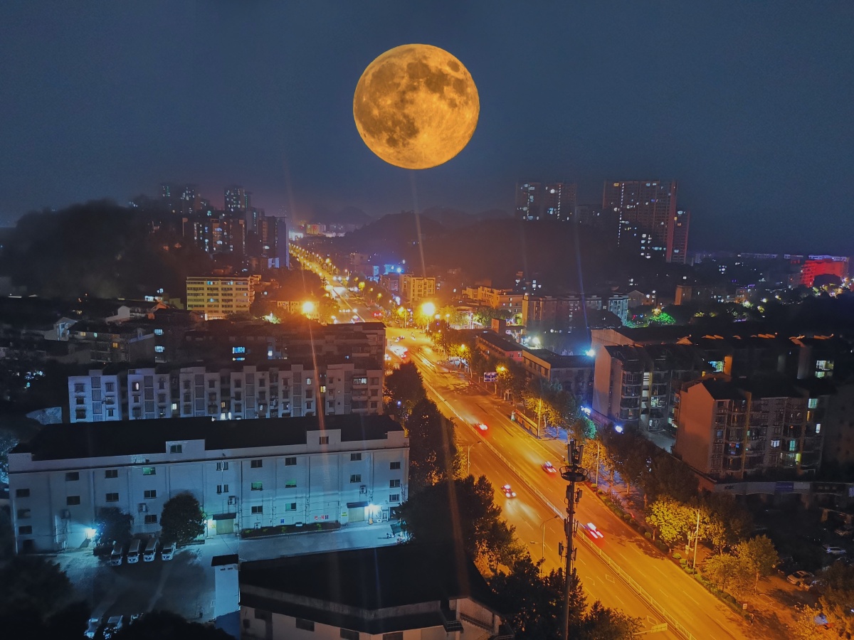 一个令人难忘的月色