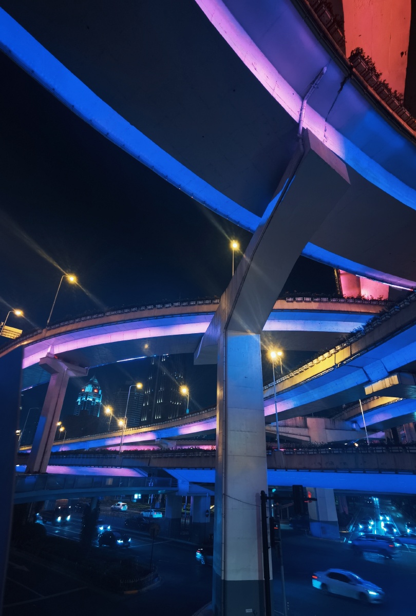 夜上海高架桥
