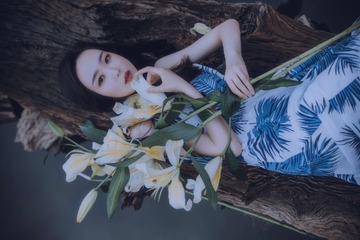 001