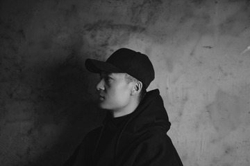 001