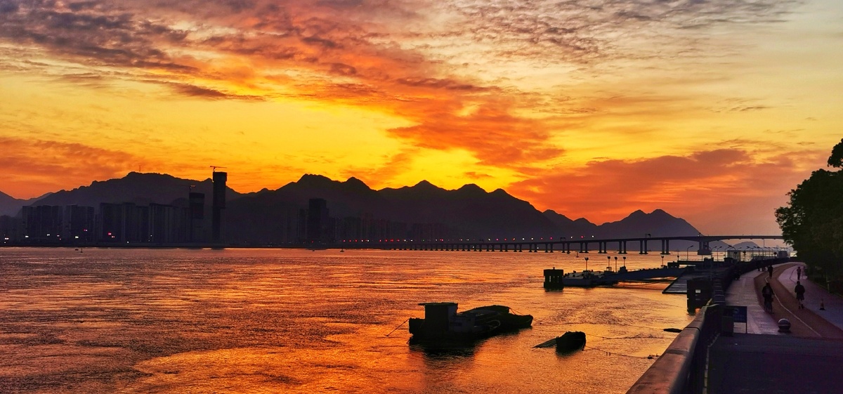 朝霞美景摄于温州市鹿城区