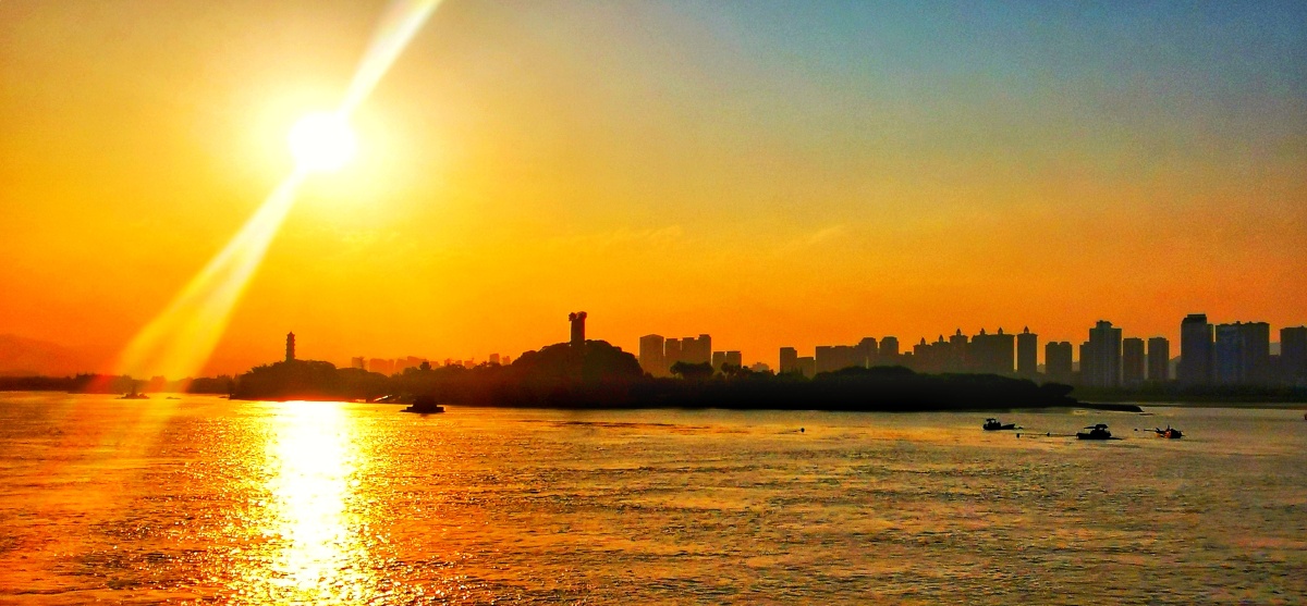 日落西山摄于温州市鹿城区