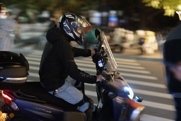 8952B735-364B-4FDD-8C4E-99A5AEC8F76C/L0/001