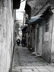 CE6CE765-FB2B-4168-A548-EF15A7629B0A/L0/001