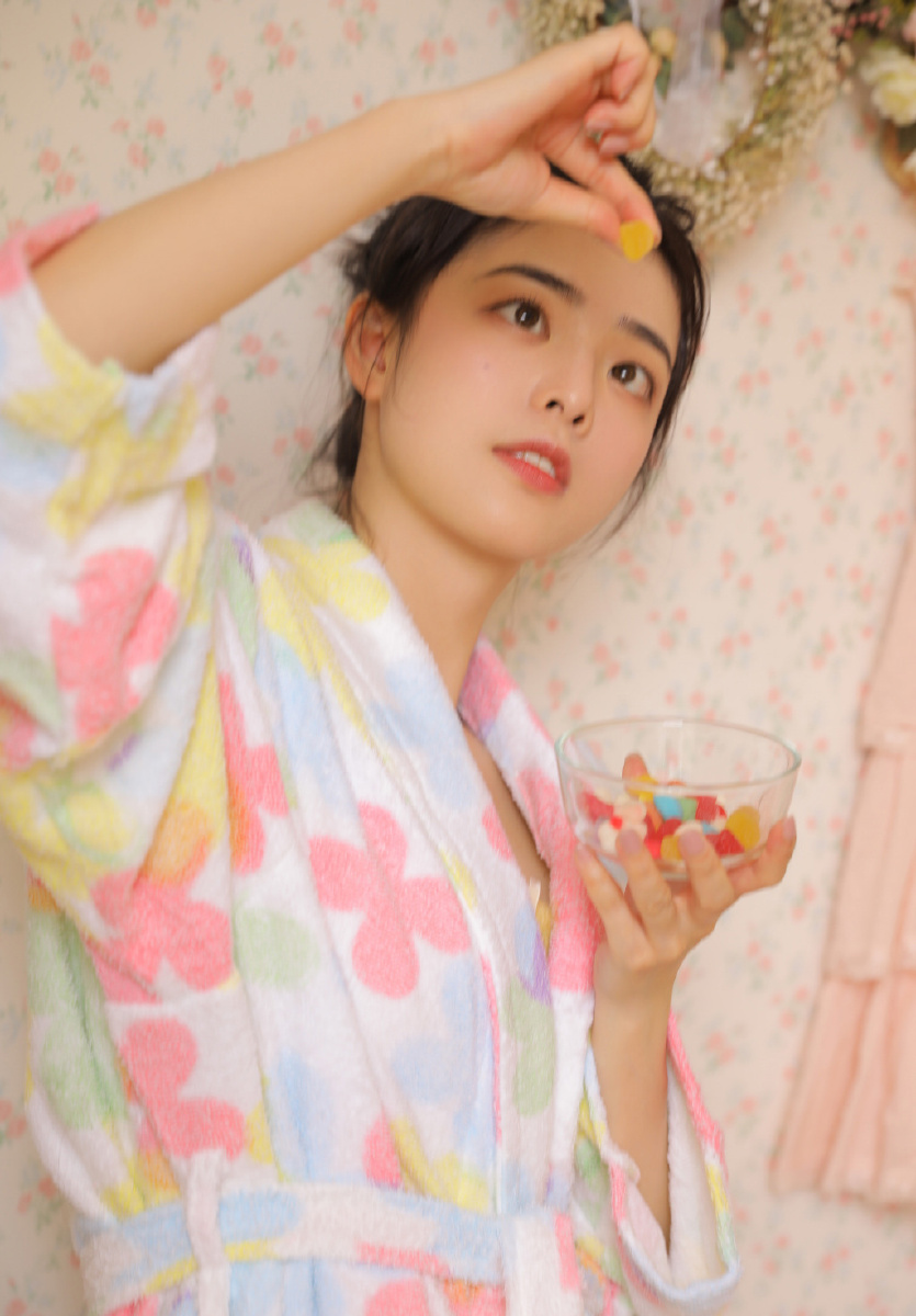 睡衣美女模特诱人性感私房写真