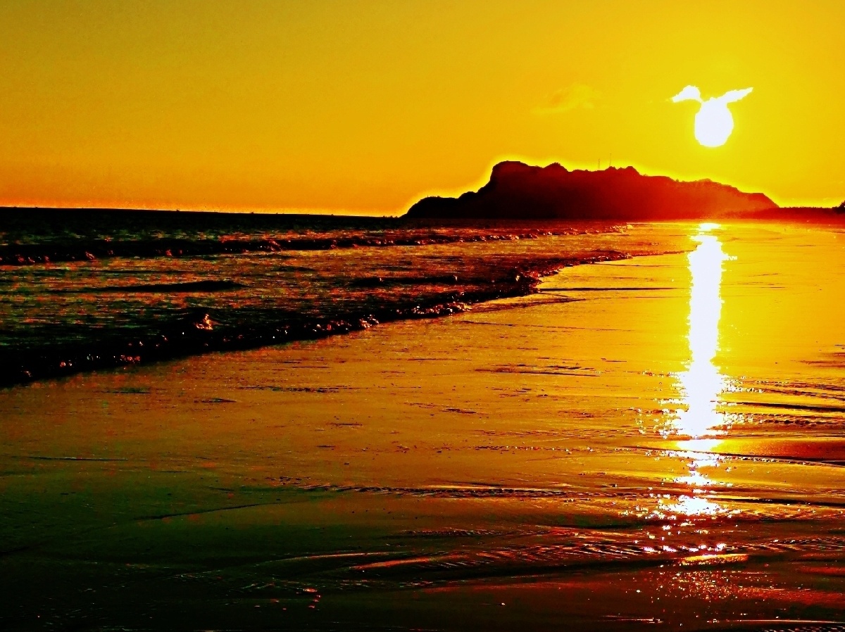 醉美南海旅游岛晚风轻吹碧波荡漾波光粼粼