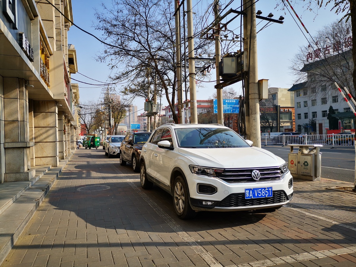 乌兰察布东路号街景