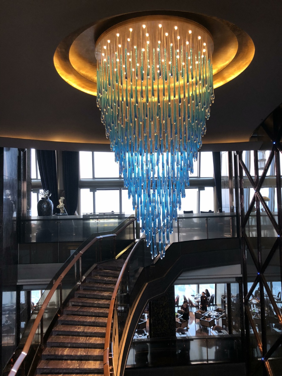 花了几百大洋到深圳第二高楼罗湖区第一高楼京基100顶层观光餐厅看了