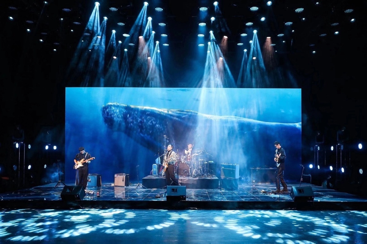 mandarin 乐队 - 宇智菠萝